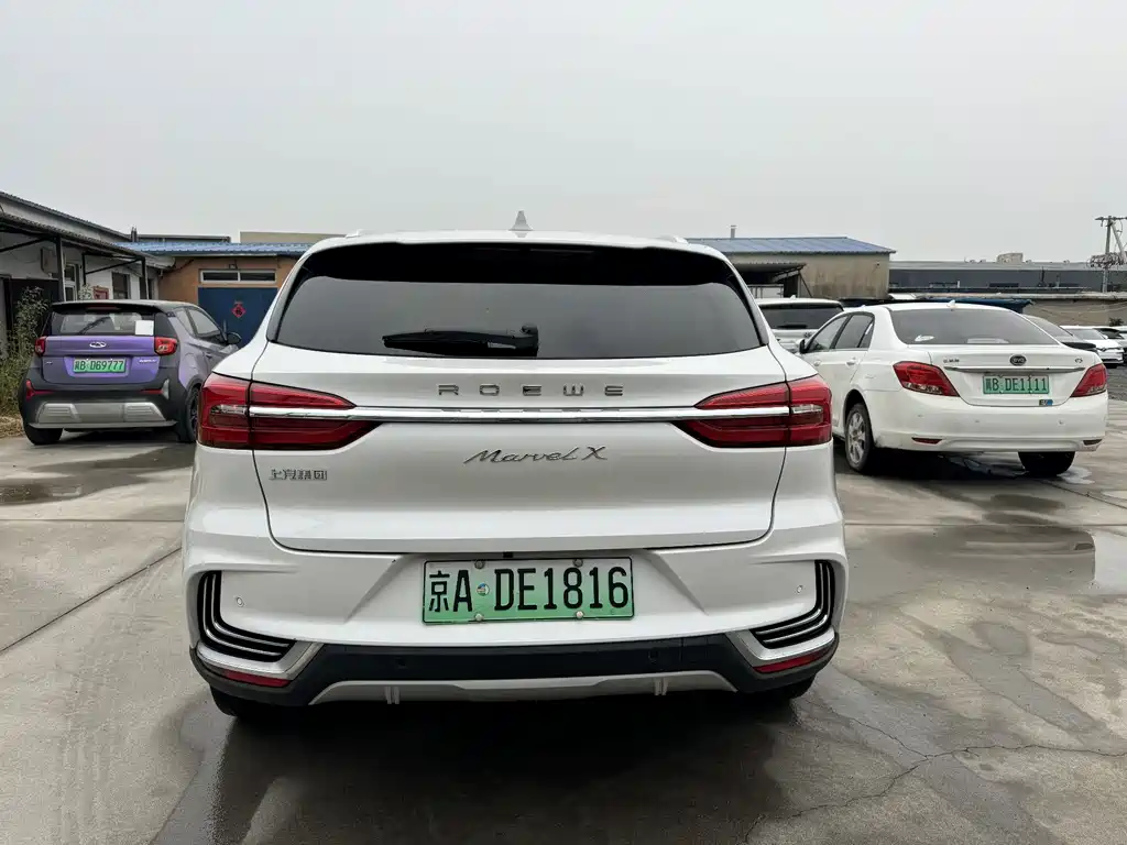 Roewe MARVEL X — фото 10