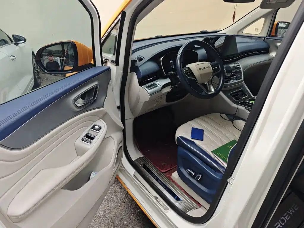 Roewe iMAX8 — фото 14