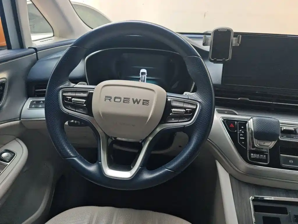 Roewe iMAX8 — фото 3