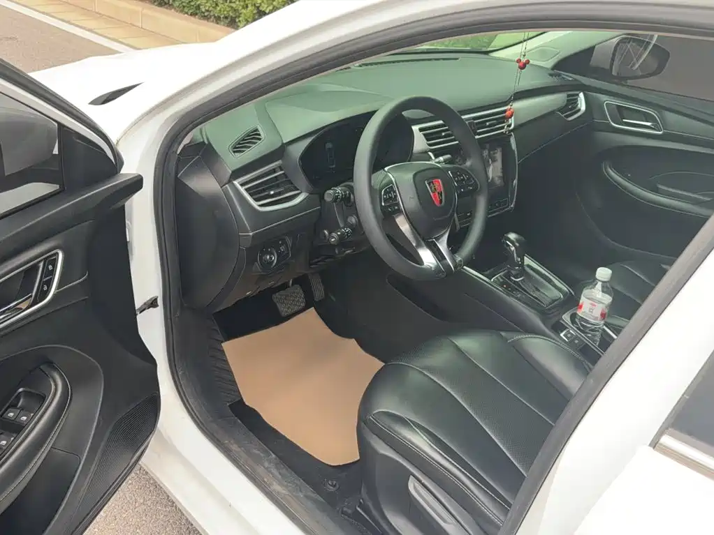 Roewe i5 — фото 17