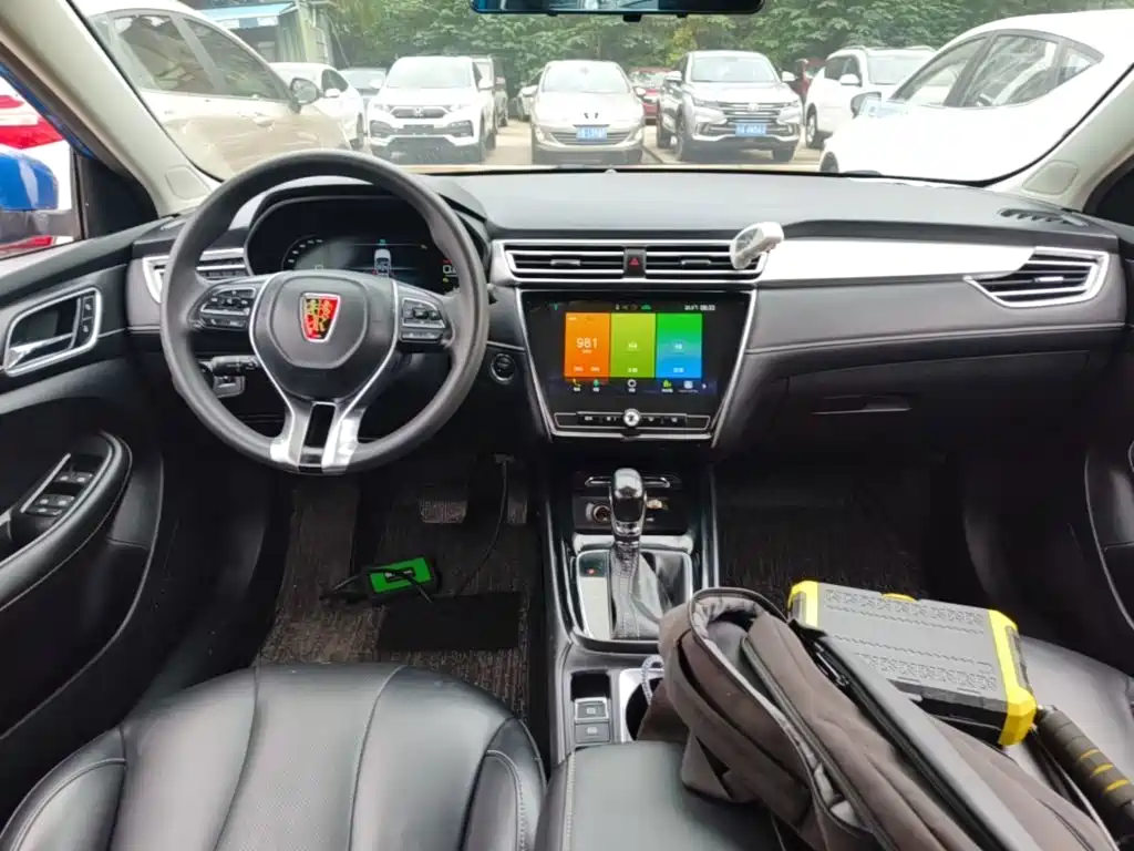 Roewe i5 — фото 10
