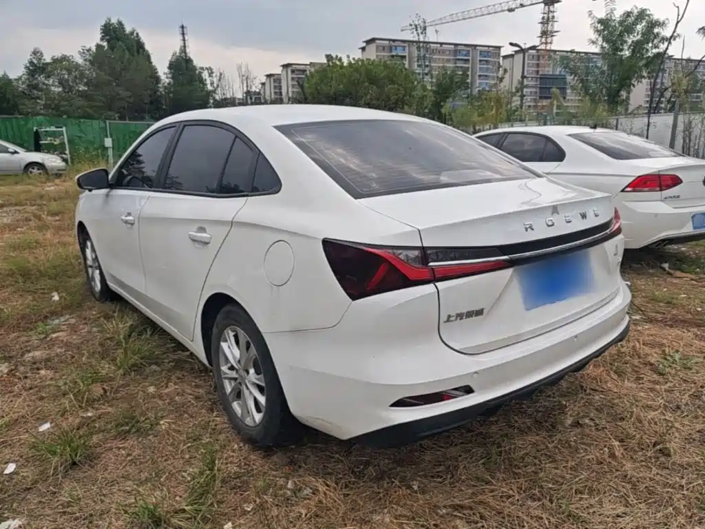 Roewe i5 — фото 5