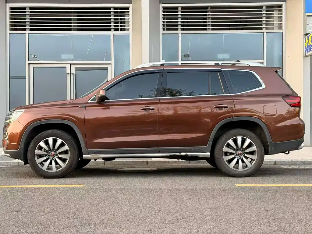 Roewe RX8 — фото 3
