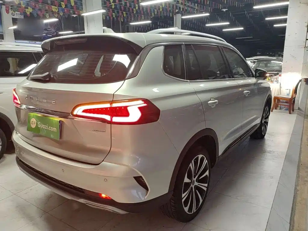 Roewe RX5 MAX — фото 5