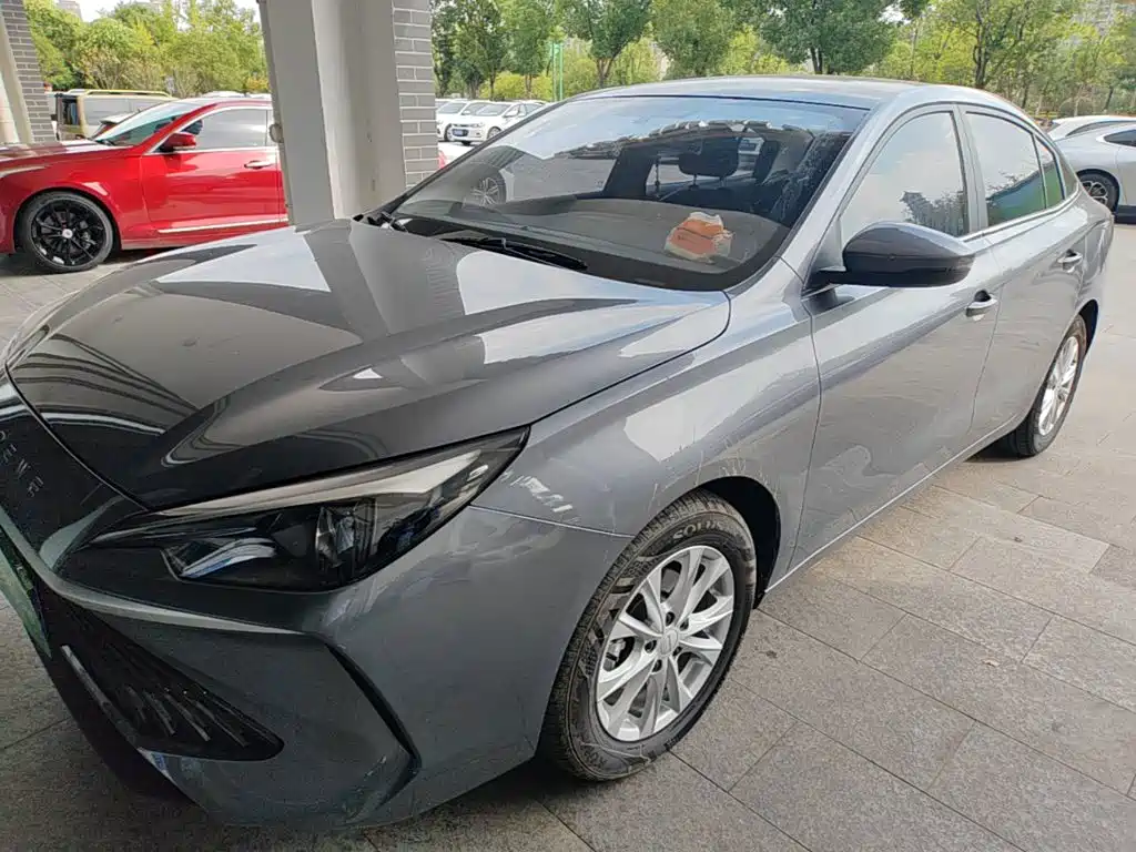 Roewe i5 — фото 2
