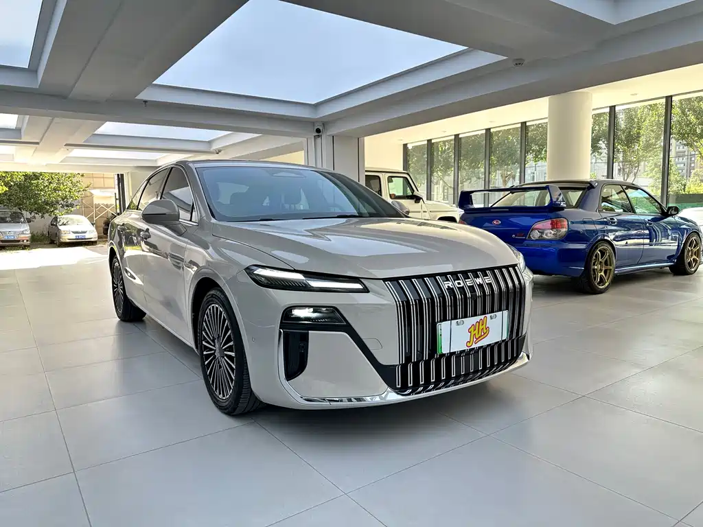 Roewe M7 DMH — фото 3