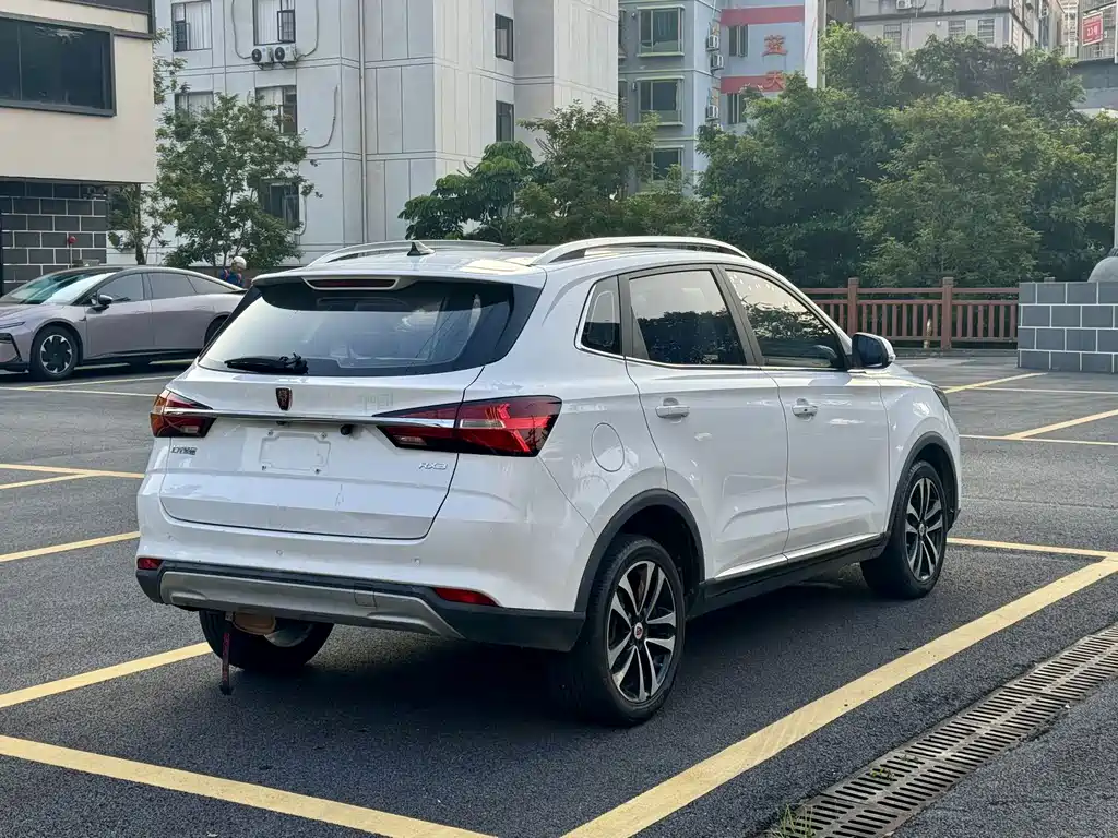 Roewe RX3 — фото 6