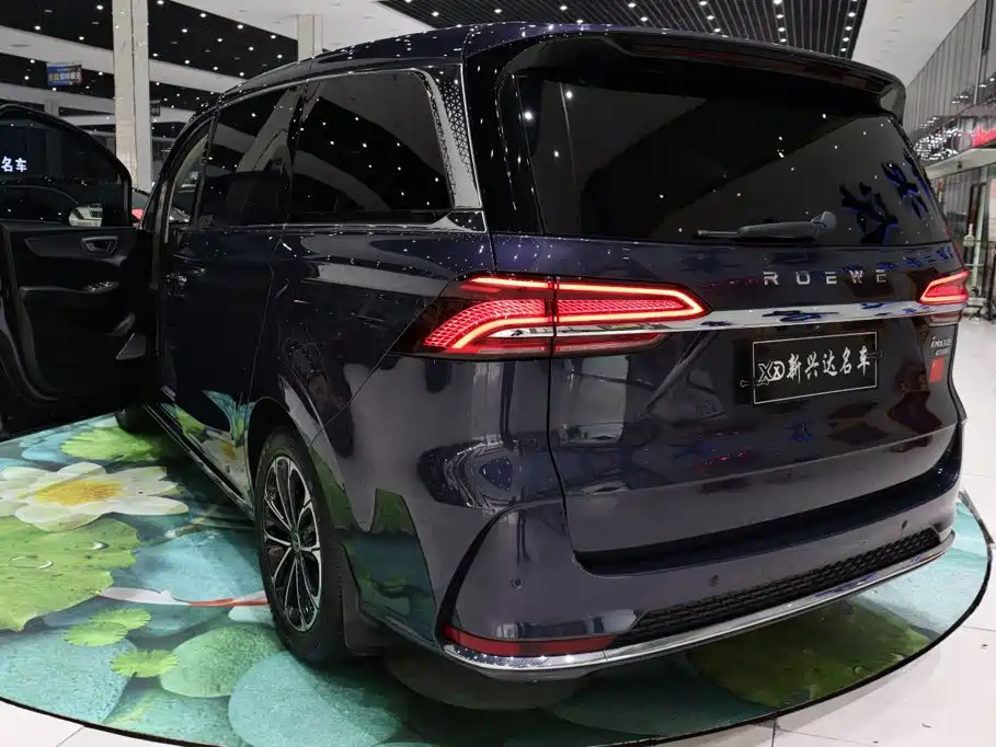 Roewe iMAX8 — фото 26