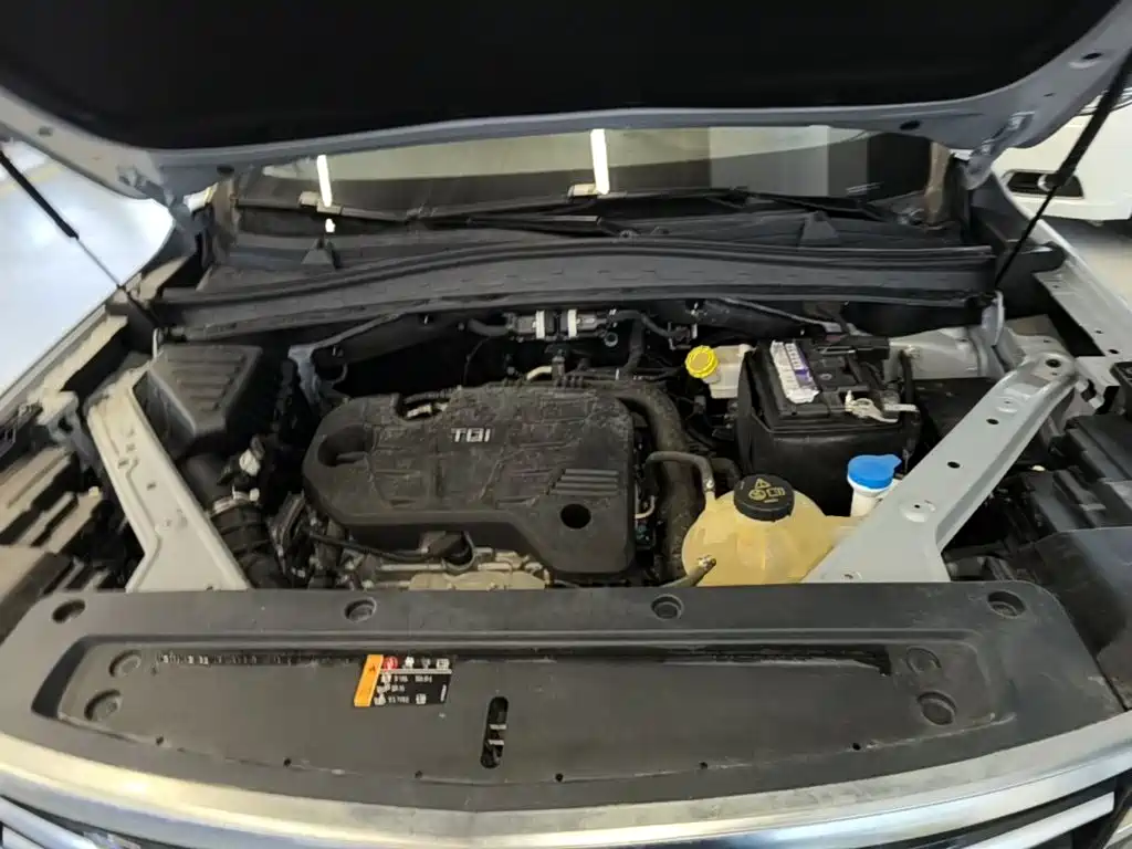 Roewe RX5 MAX — фото 20
