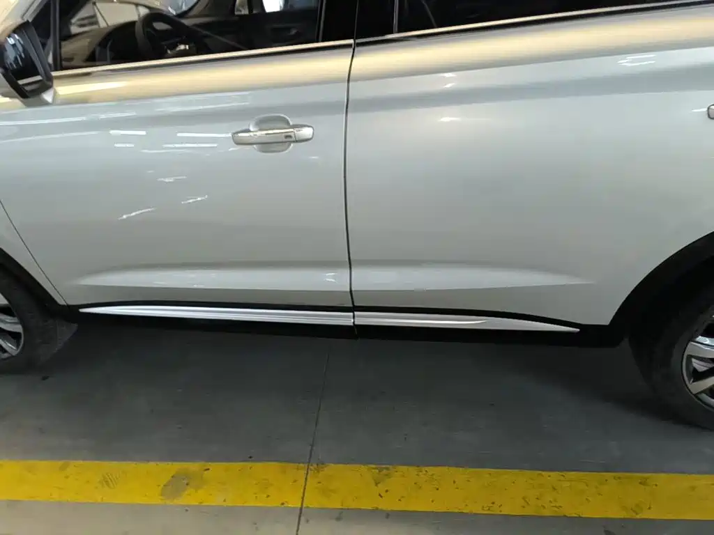 Roewe RX5 MAX — фото 22