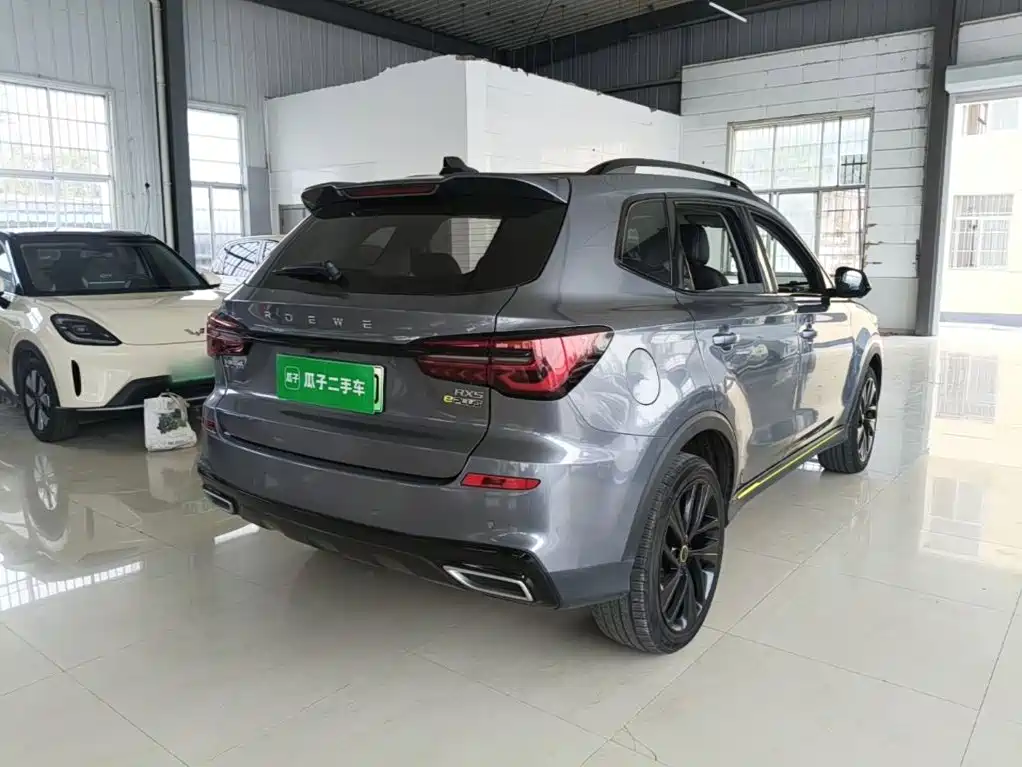 Roewe RX5 New Energy — фото 7