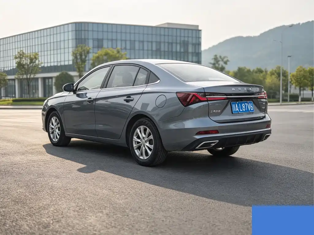 Roewe i5 — фото 5