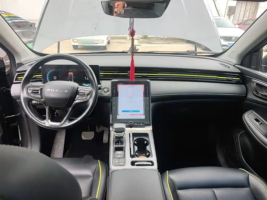Roewe RX5 — фото 10
