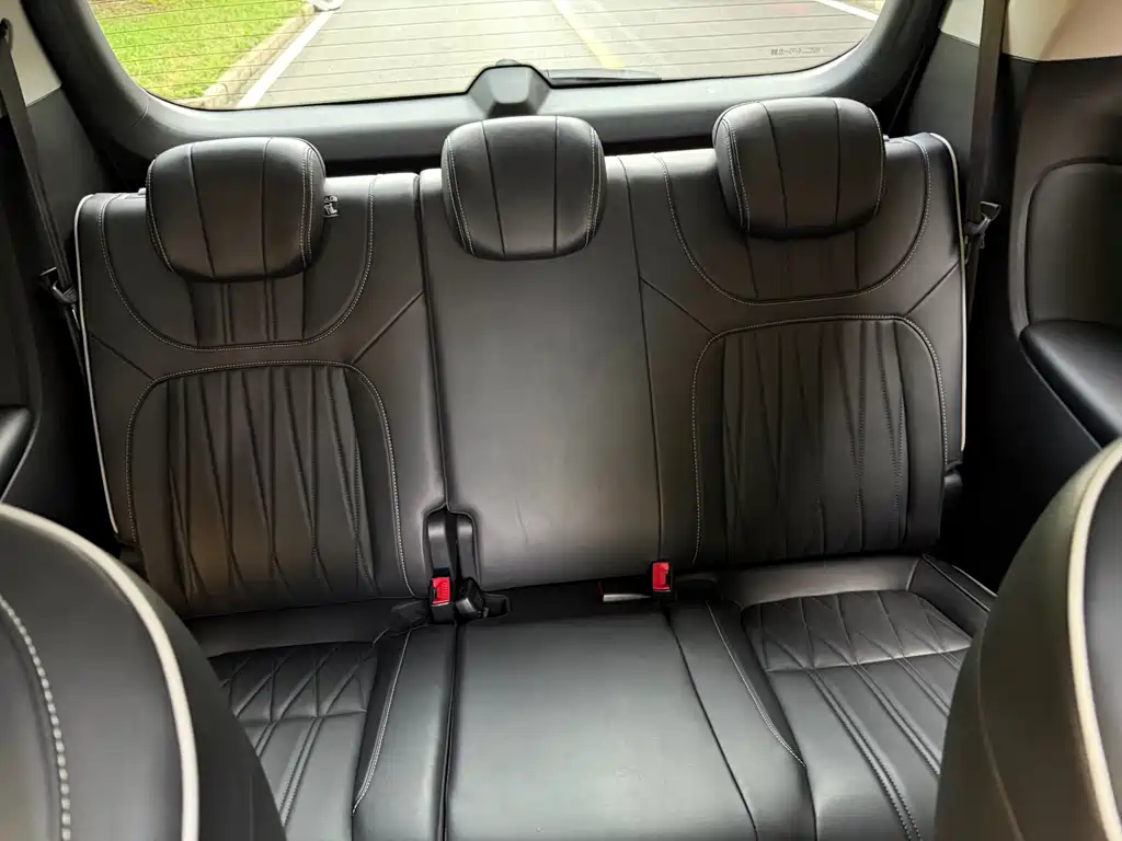 Roewe iMAX8 — фото 7