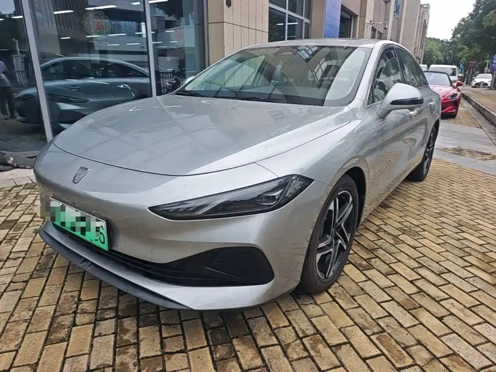 Roewe D7 — фото 2