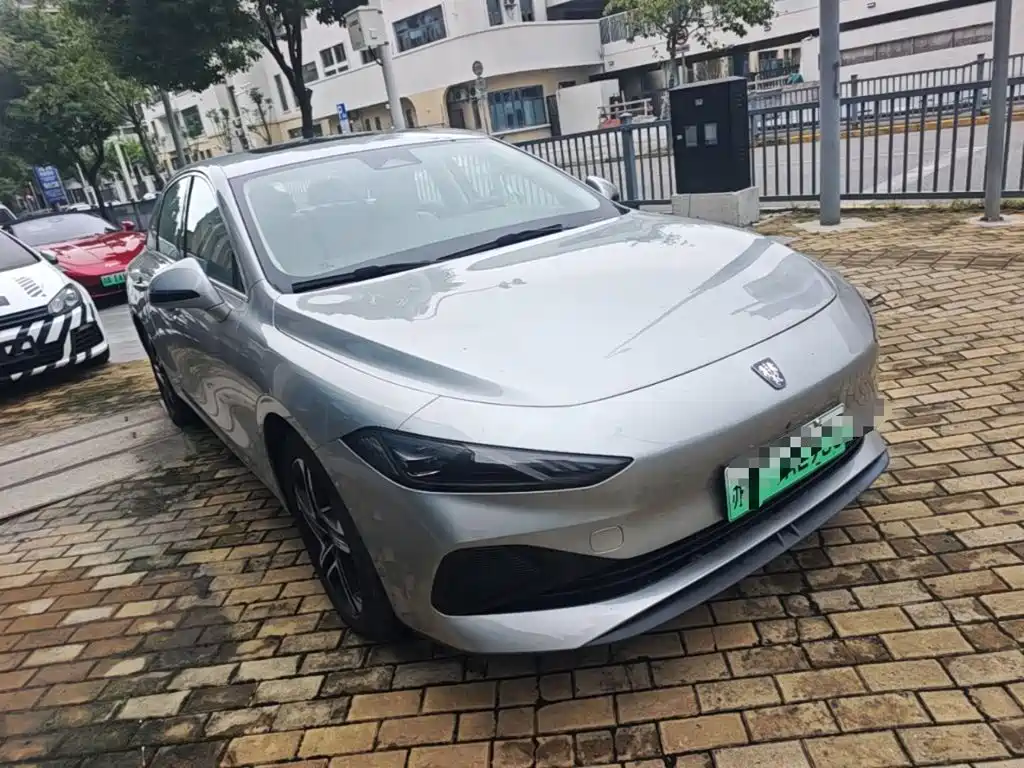 Roewe D7 — фото 4
