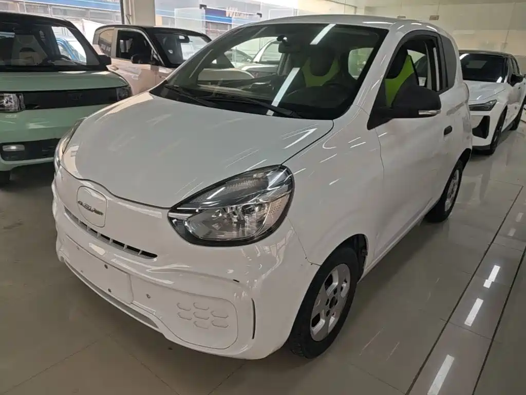 Roewe Clever — фото 2