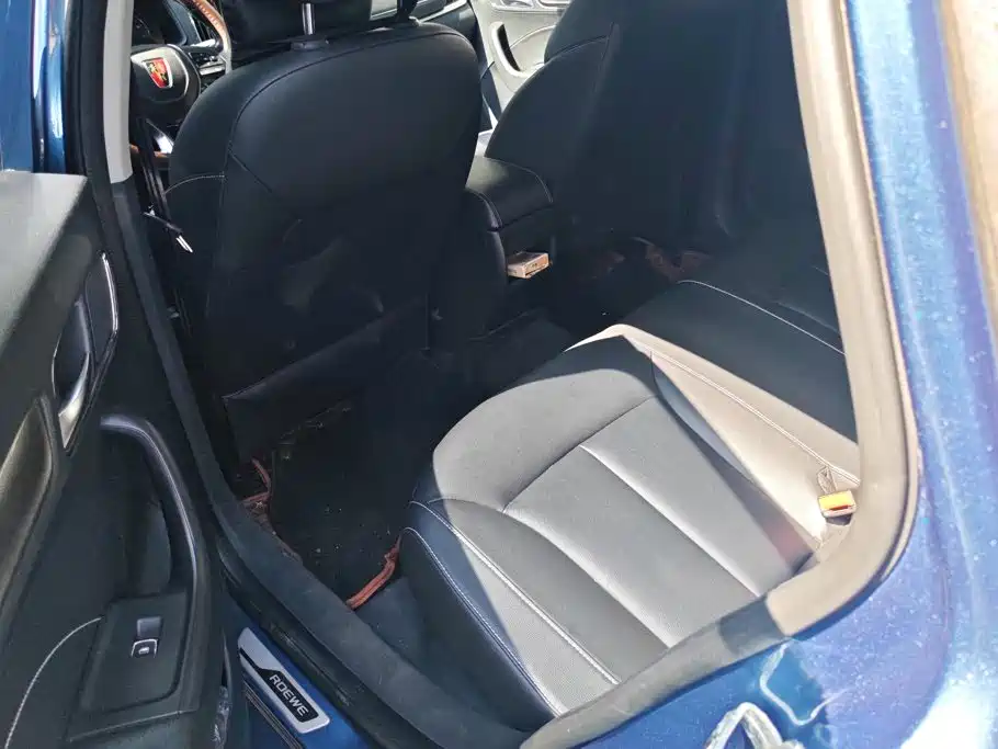 Roewe i6 Classic — фото 11