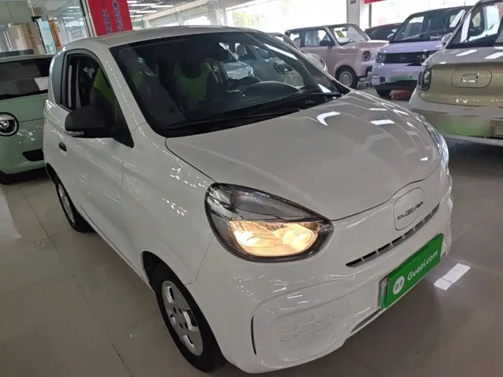 Roewe Clever — фото 4