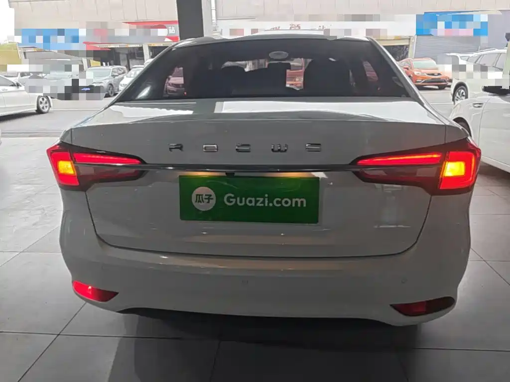 Roewe i5 — фото 6