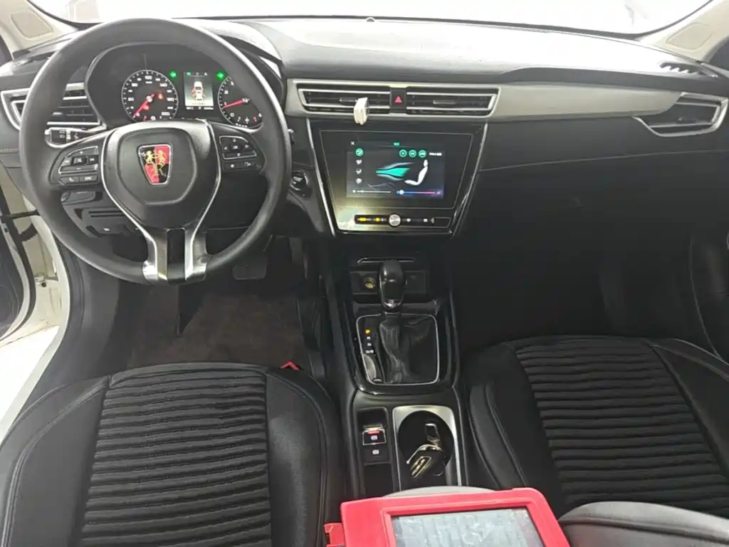 Roewe i5 — фото 10