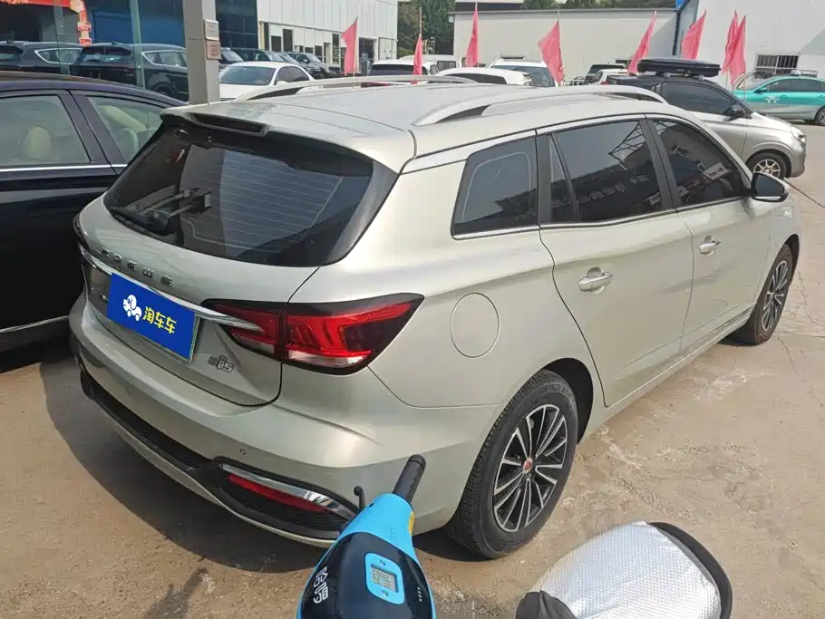 Roewe Ei5 — фото 3