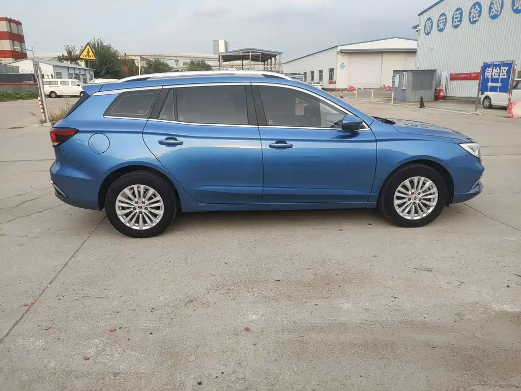 Roewe Ei5 — фото 13
