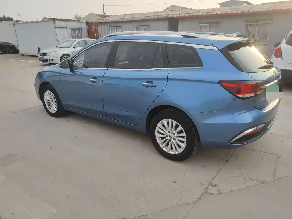 Roewe Ei5 — фото 6