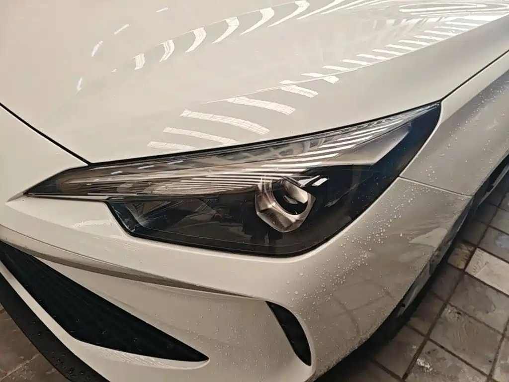 Roewe i5 — фото 24