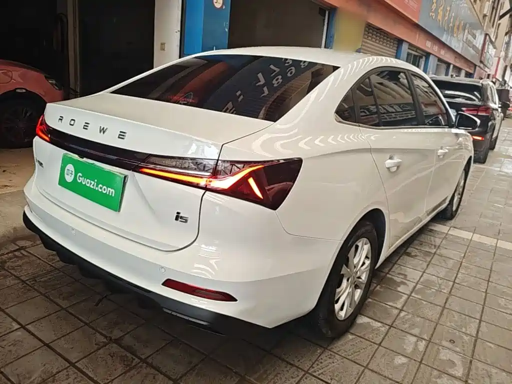 Roewe i5 — фото 7