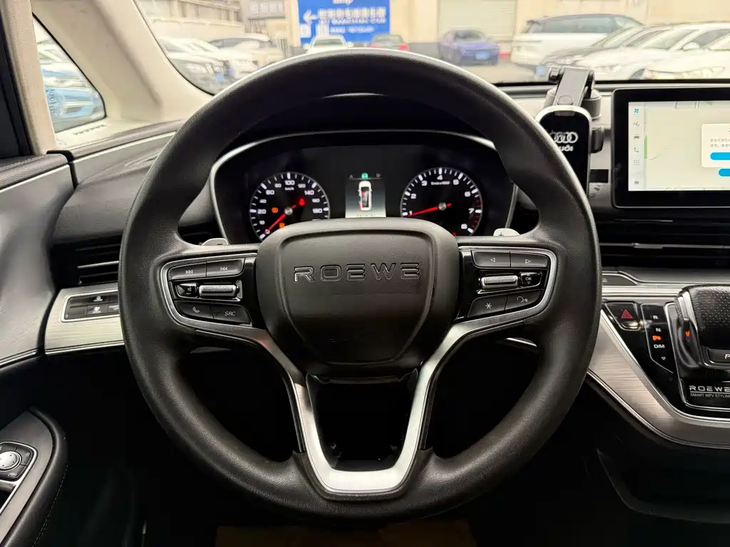 Roewe iMAX8 — фото 6