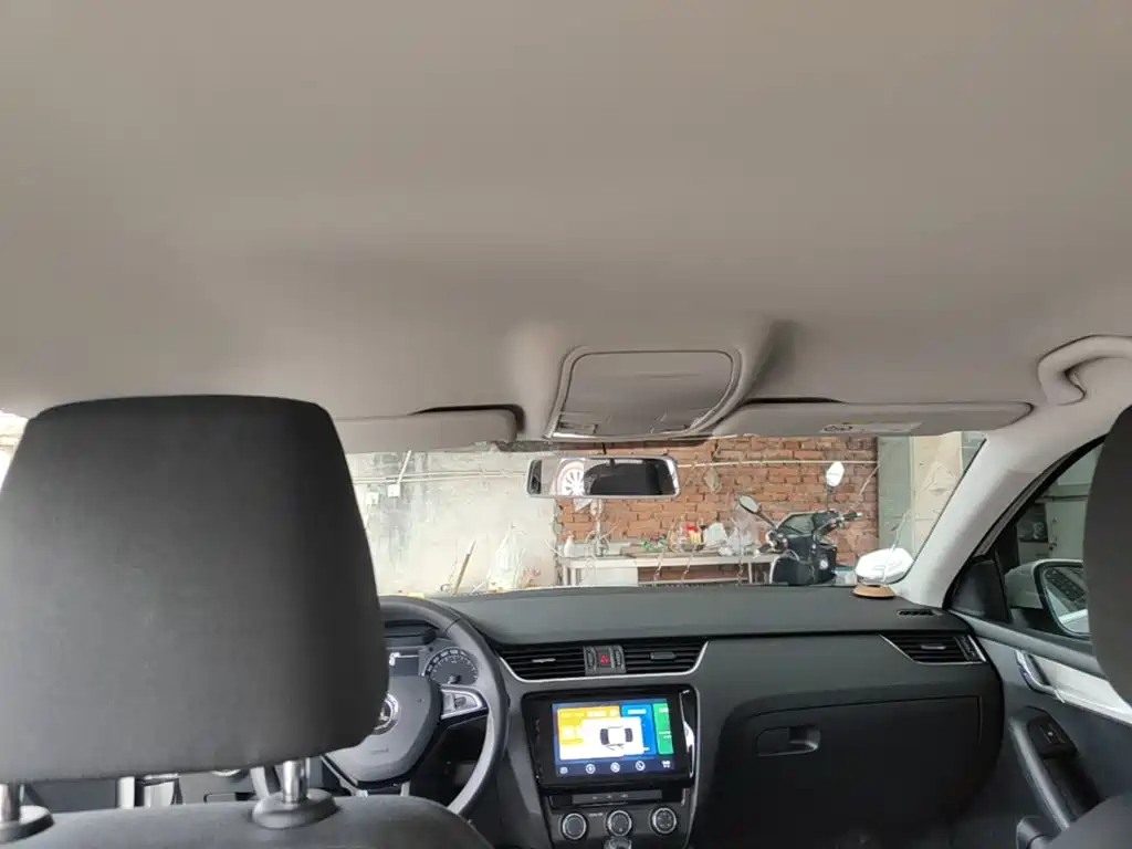 Skoda Octavia — фото 18