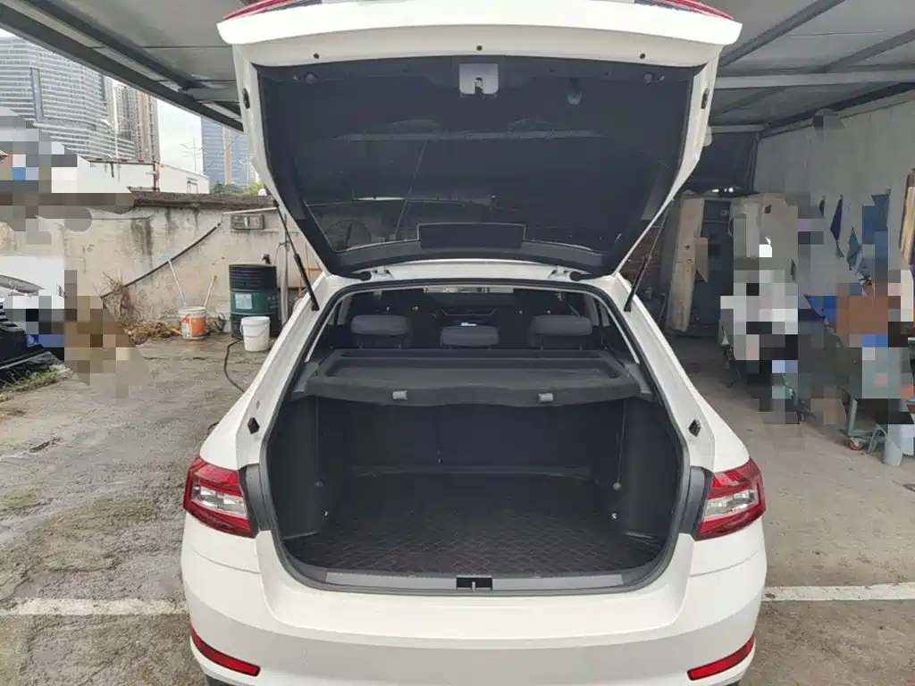 Skoda Octavia — фото 19