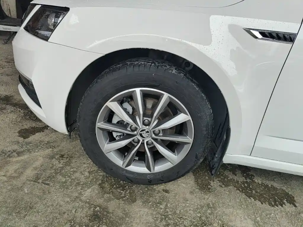 Skoda Octavia — фото 23