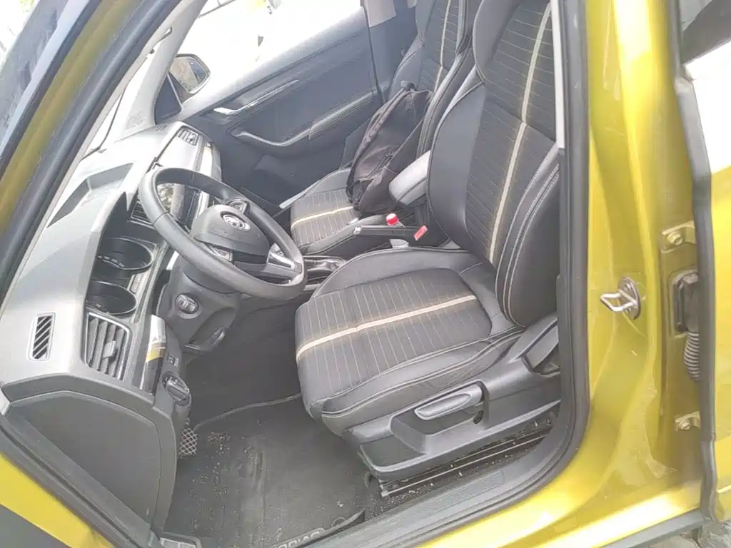 Skoda Kamiq — фото 20