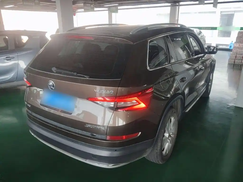 Skoda Kodiaq — фото 7