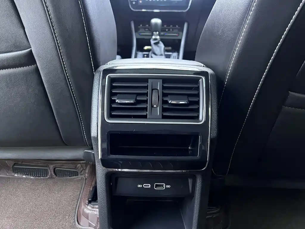 Skoda Superb — фото 13
