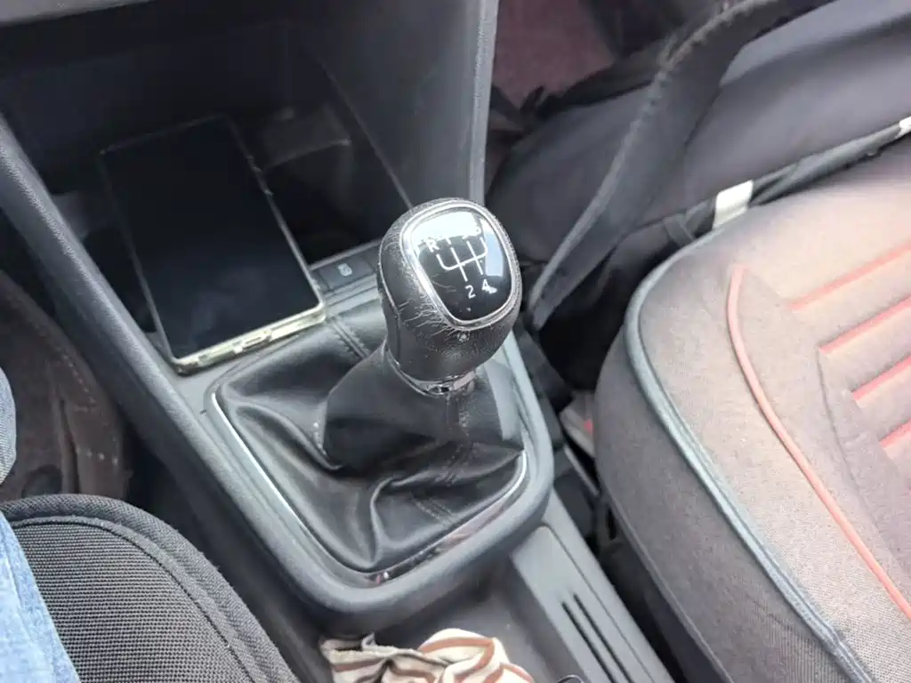 Skoda Rapid — фото 14