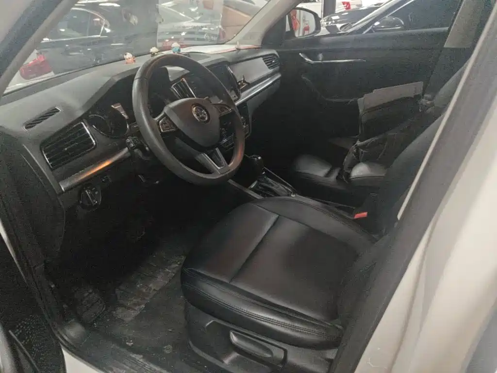 Skoda Kamiq — фото 15