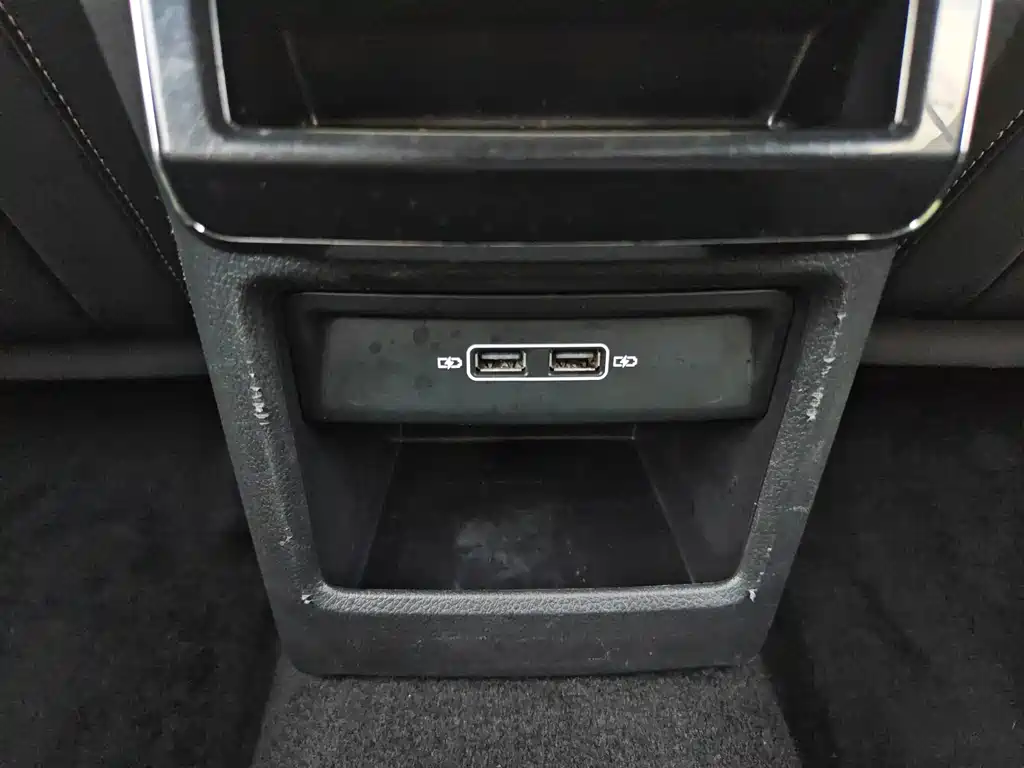 Skoda Superb — фото 19