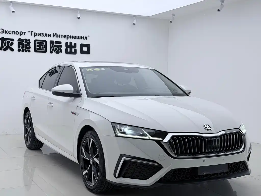 Skoda Octavia — фото 3
