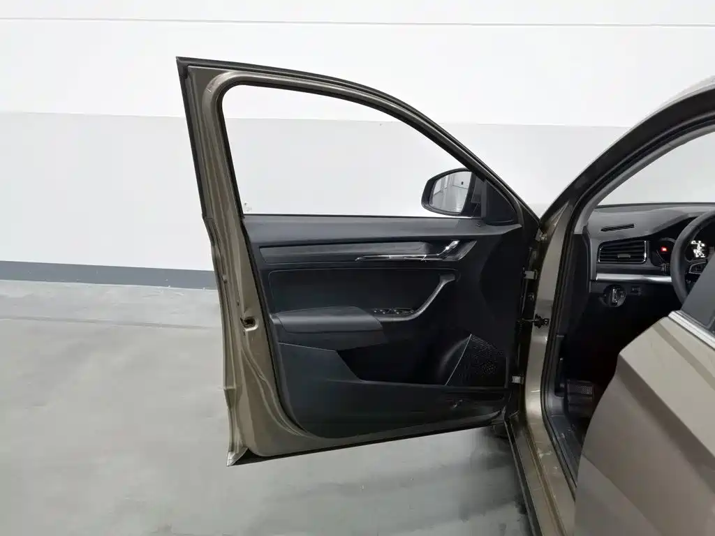 Skoda Kamiq — фото 8