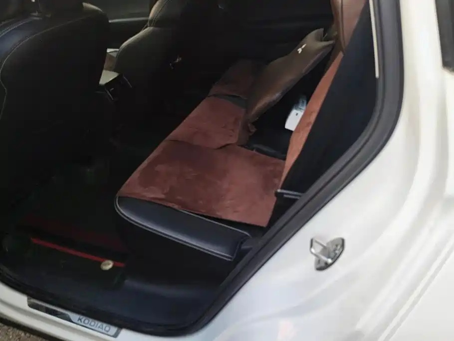 Skoda Kodiaq — фото 11