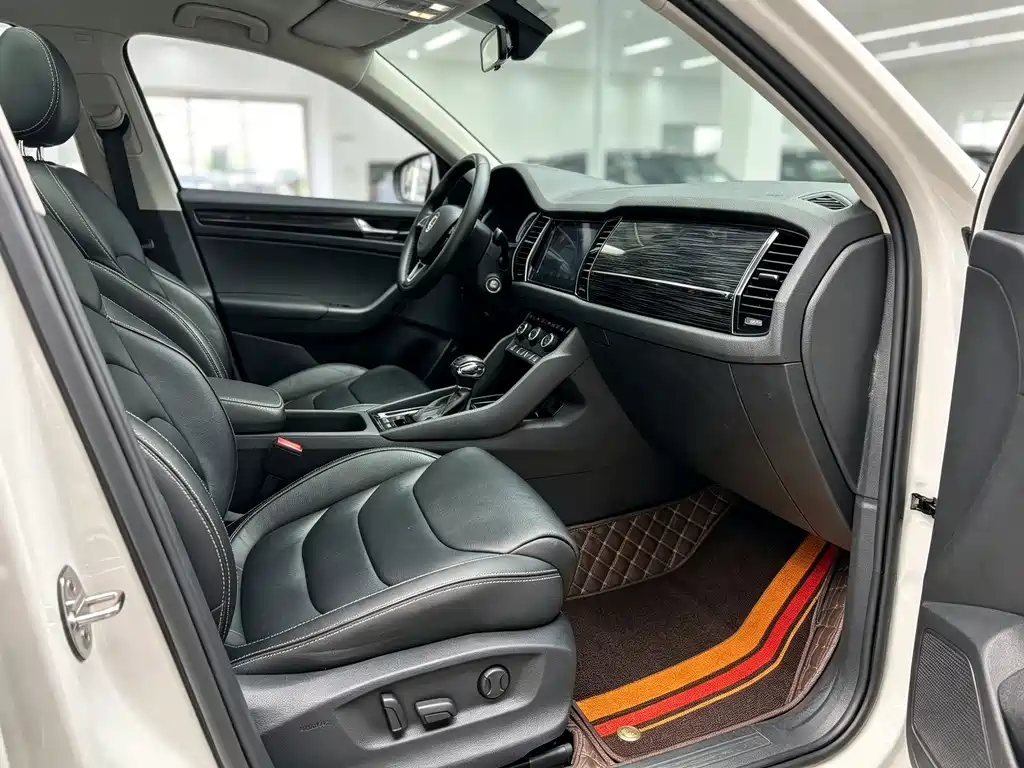 Skoda Kodiaq — фото 6