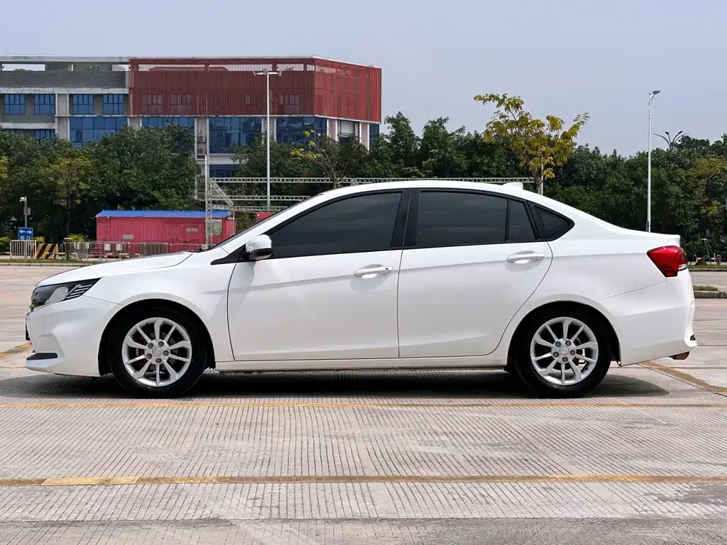 Soueast A5 Yiwu — фото 14