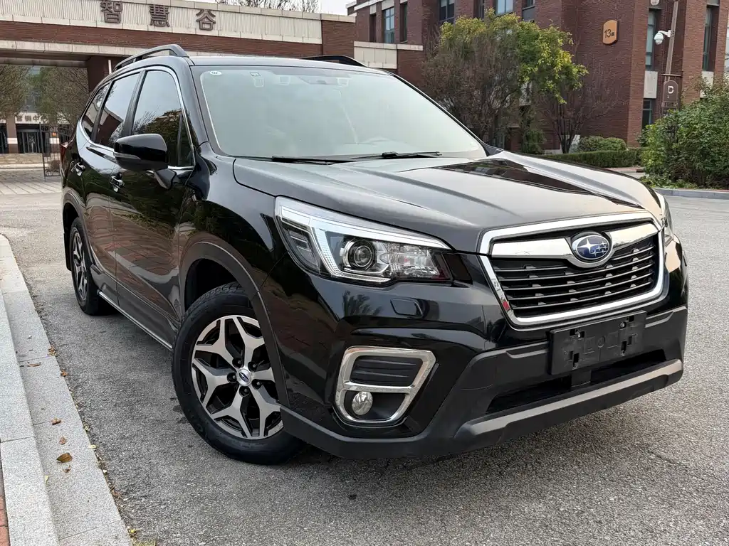 Subaru Forester — фото 3