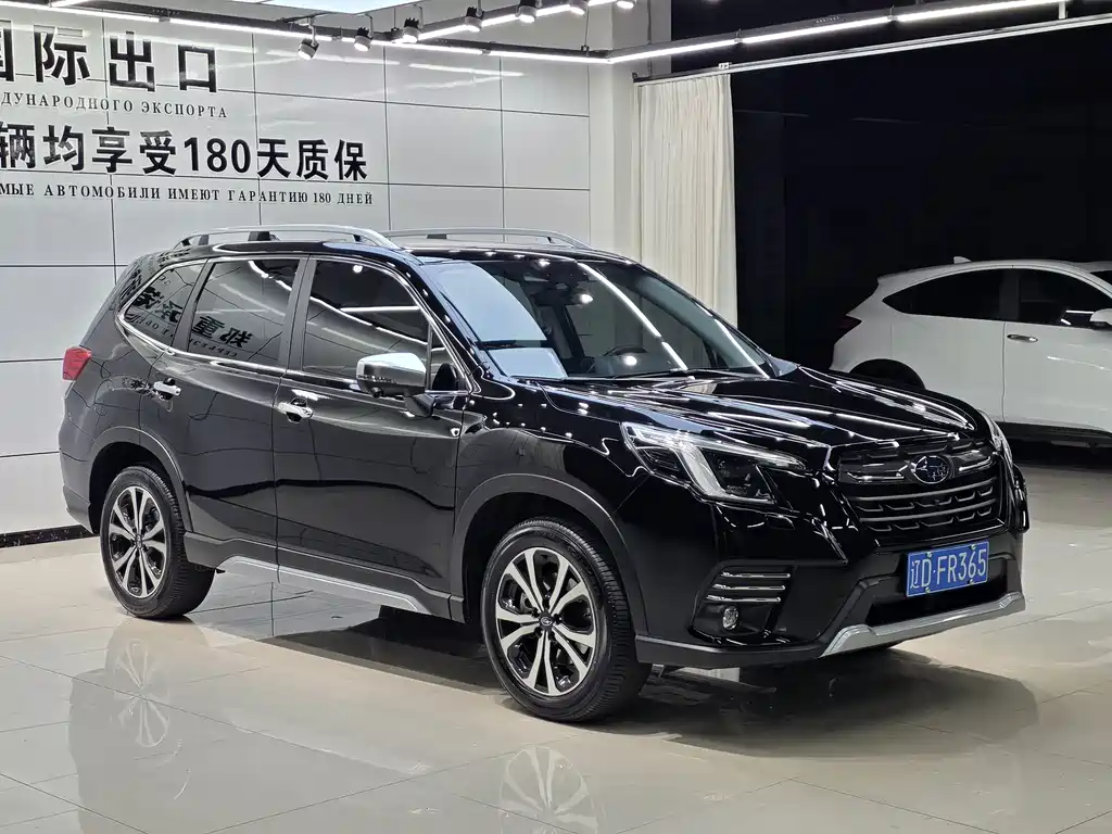 Subaru Forester — фото 3