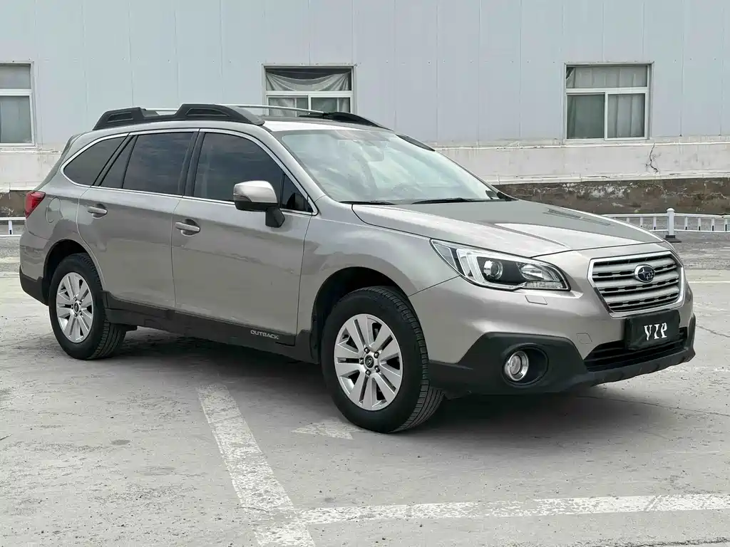 Subaru Outback — фото 3