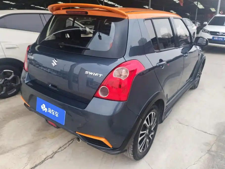 Suzuki Swift — фото 3