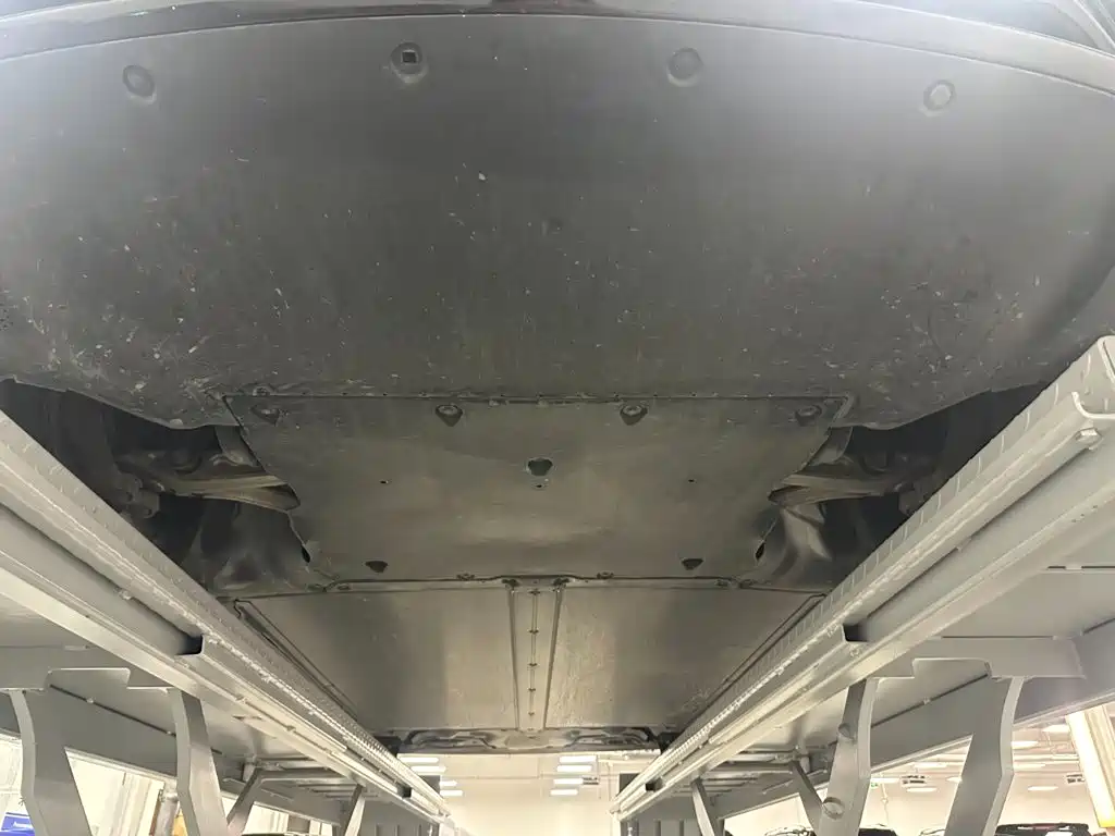 Tesla Model Y — фото 24